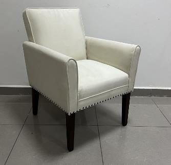 [HGP-CHR-124] White Hydrangea Chair