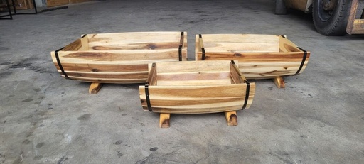 [planter_12] Boat-Shaped Wooden Planter